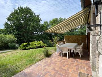 Location de vacances pour 10 personnes, avec jardin et vue à Lanvallay