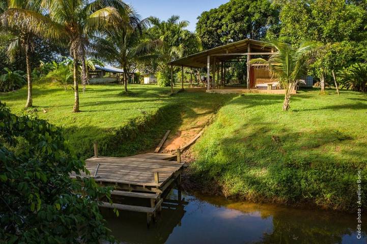 Gîte pour 2 personnes, avec vue ainsi que terrasse et jardin à Roura