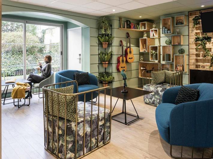 Appart’hôtel pour 2 personnes, avec vue et jardin, adapté aux familles