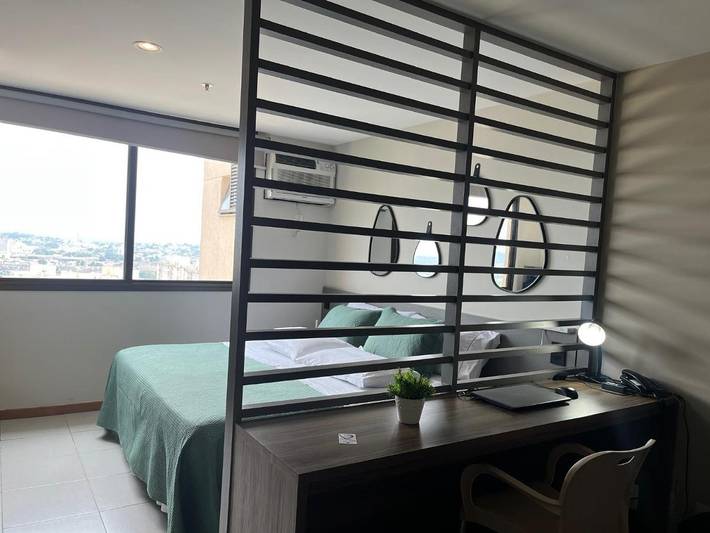 Casas e apartamentos de temporada para 3 pessoas, com balcão e piscina e ainda sauna em Itaboraí