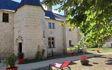 Gîte pour 4 personnes, avec jardin dans Courchamps