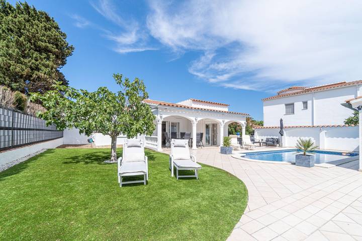 Ferienhaus für 6 Personen, mit Garten und Terrasse in Empuriabrava - 3