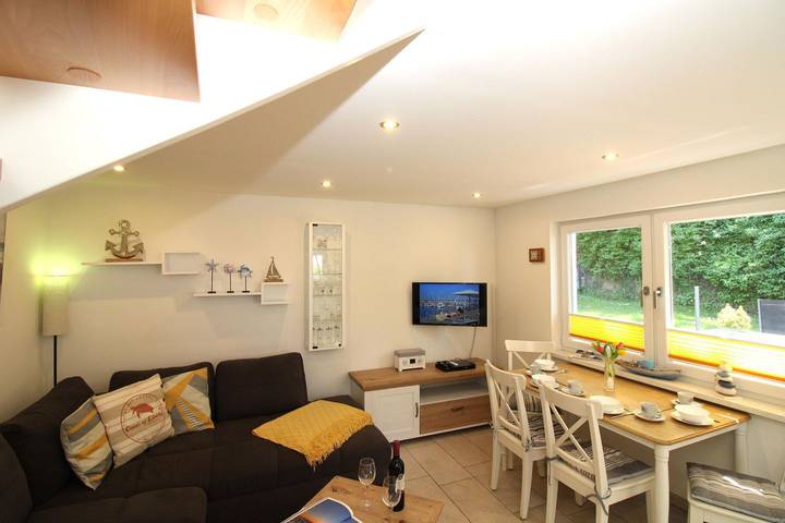 Ferienhaus für 4 Personen, mit Terrasse und Garten in Kröpelin - 3