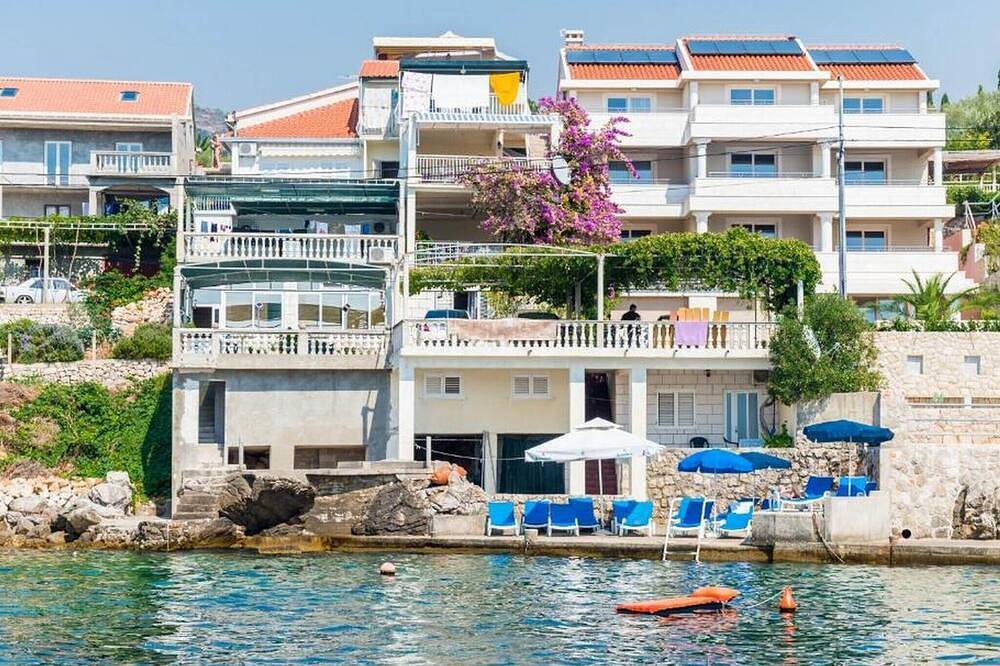 Apartments & Room Bluemoon - Dreibettzimmer mit Terrasse und Meerblick (Soba sa kuhinjom) in Molunat, Dubrovnik-Neretva