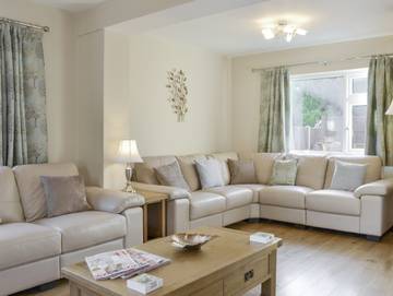 Cottage for 12 People in Bakewell, Peak District, Photo 2
