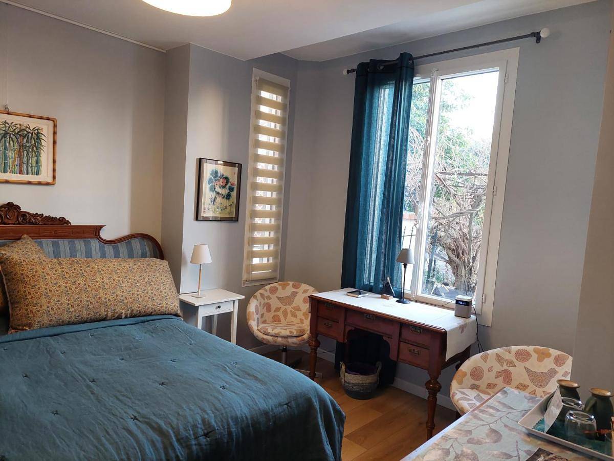 Double Room with Private Bathroom in Vence, Côte méditerranéenne (France)