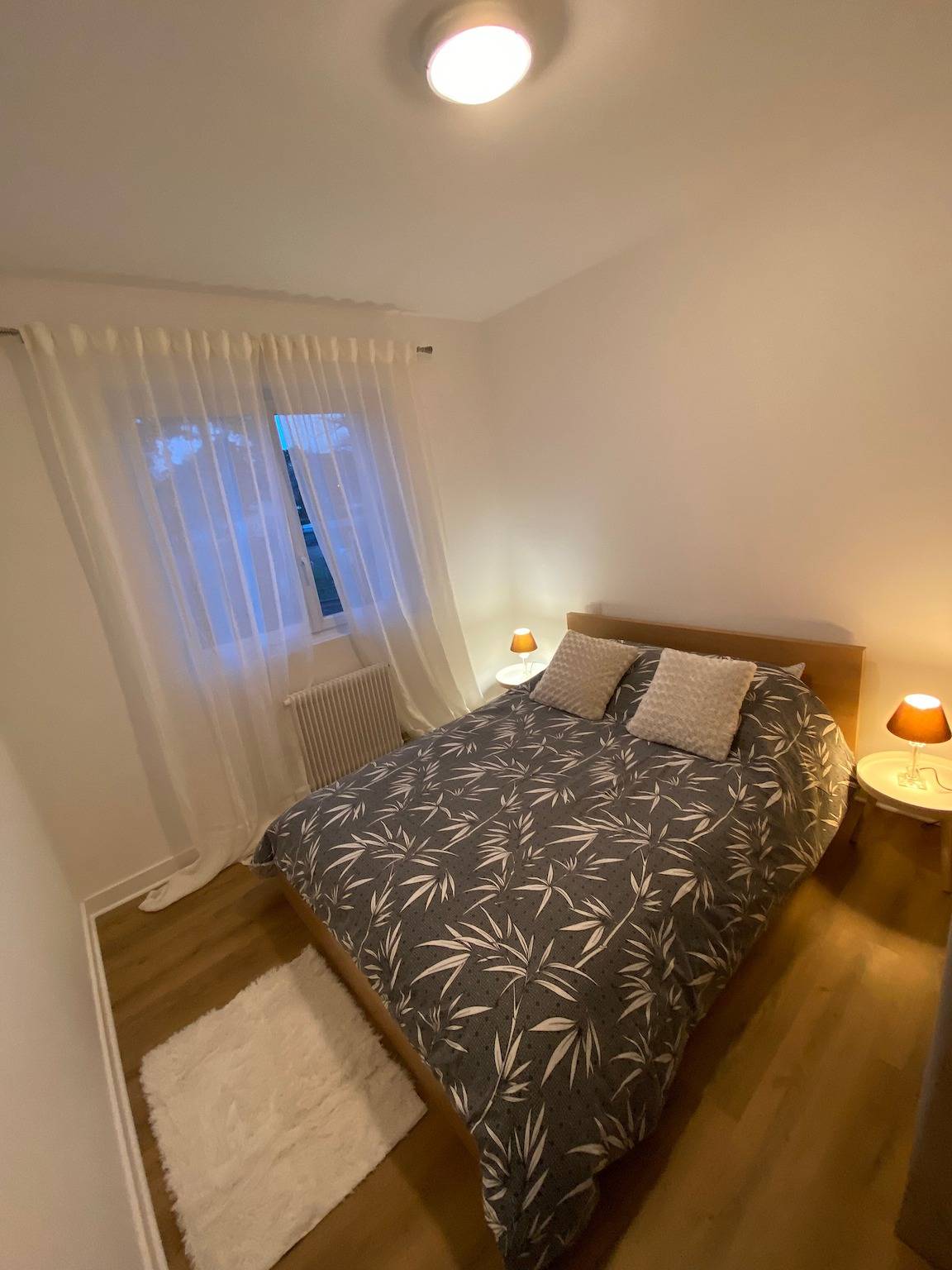 Entire apartment, Apartment 'Au Sunrise T4' with Balcony and Wi-Fi in Angoulême, Charente