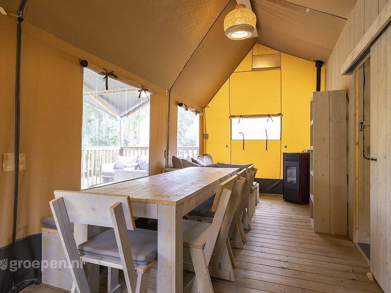 Casa de vacaciones para 16 personas con terraza in Poppel, Ravels