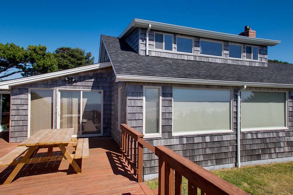 Vacation House for 7 Guests in Oregon Coast, Oregon