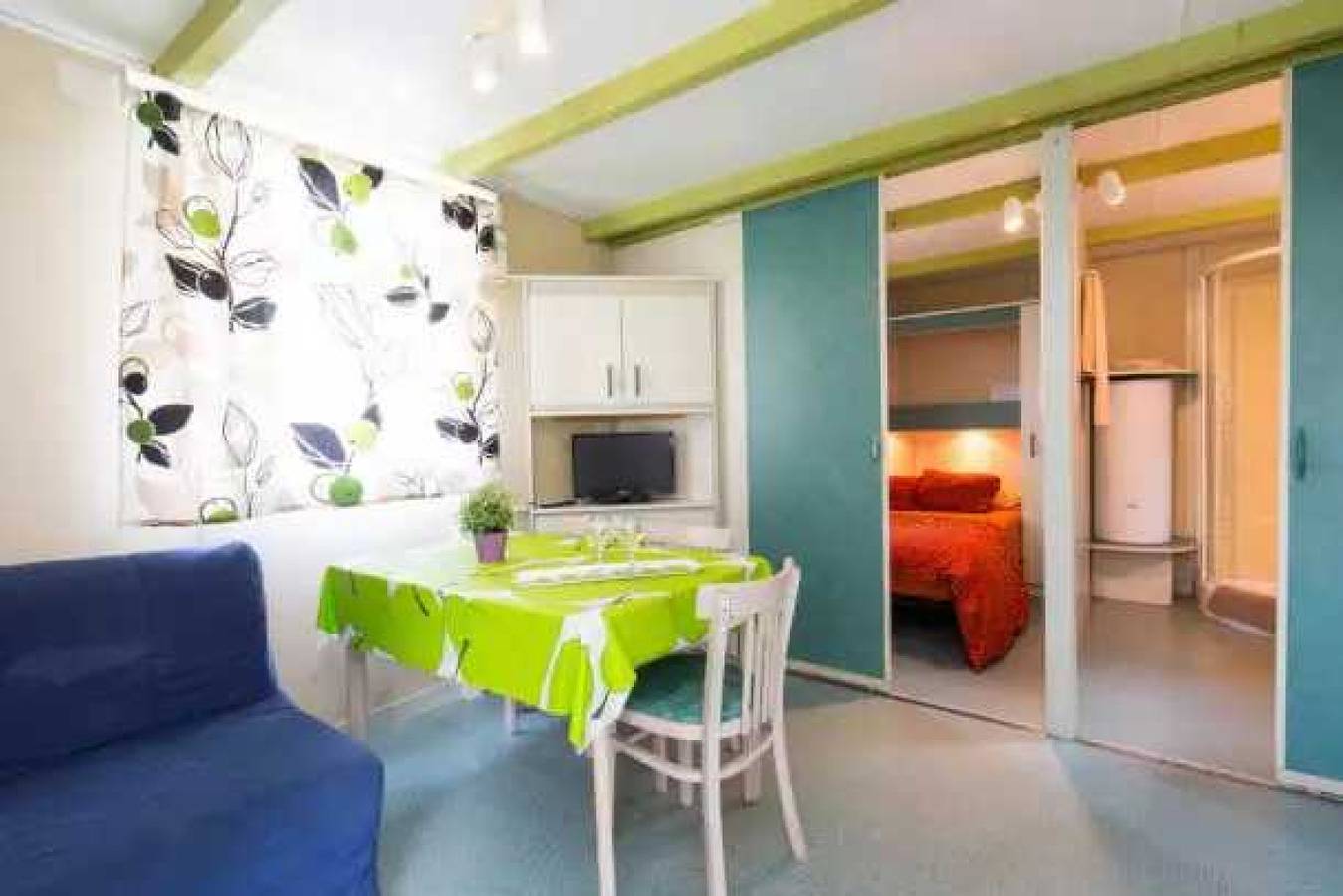 Camping 3 étoiles - Piscine  - eecbbb in Calella, Costa del Maresme