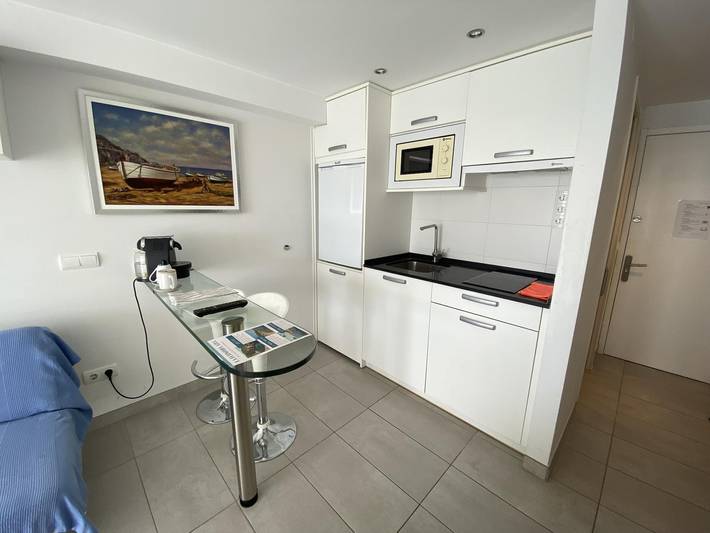 Entire studio, Sea front studio with swimming pool in Platja d'Aro, Costa Brava