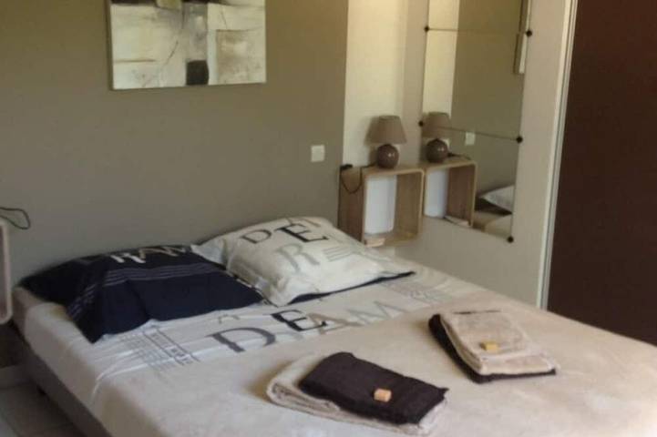 Location de vacances pour 7 personnes, avec jardin à Galargues - 2