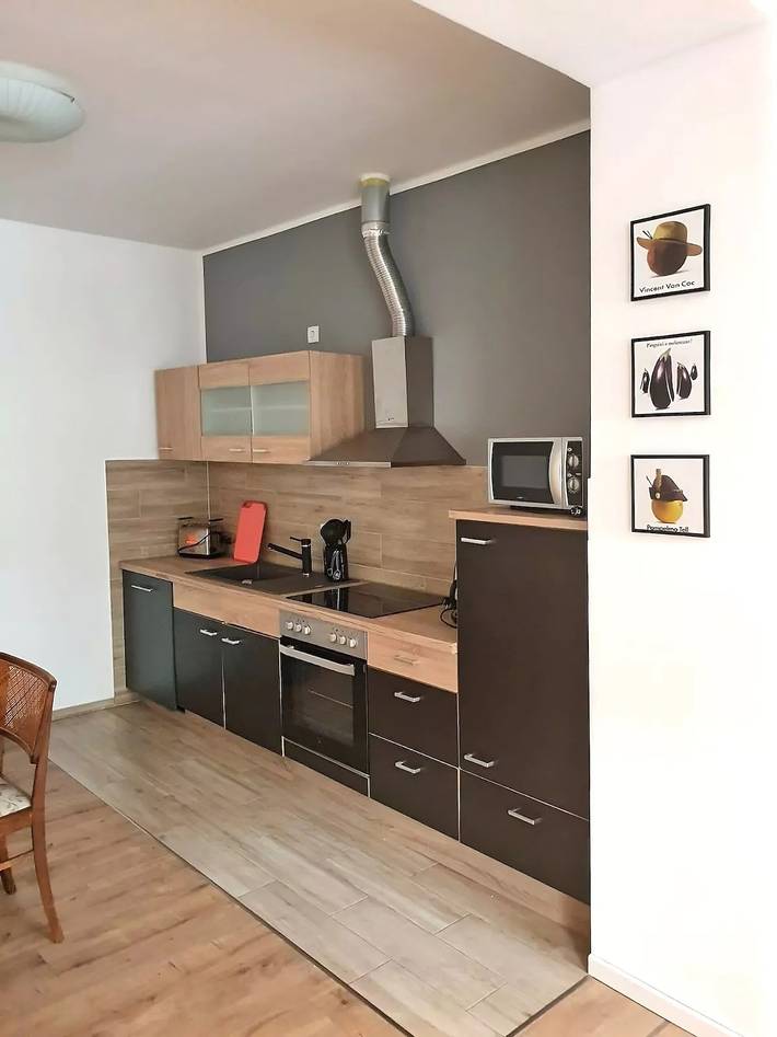 Appartement entier, Appartement 'Geräumige Moderne 3 Raumwohnung' avec terrasse partagée et Wi-Fi in Dohna, Monts-Métallifères-de-l'Est