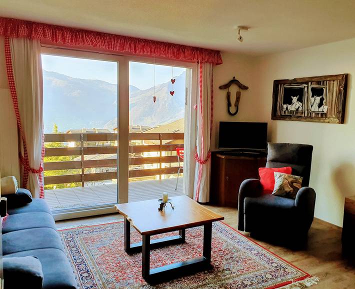 Studio für 3 Personen, mit Balkon/Terrasse und Ausblick sowie Seeblick in Nidwalden