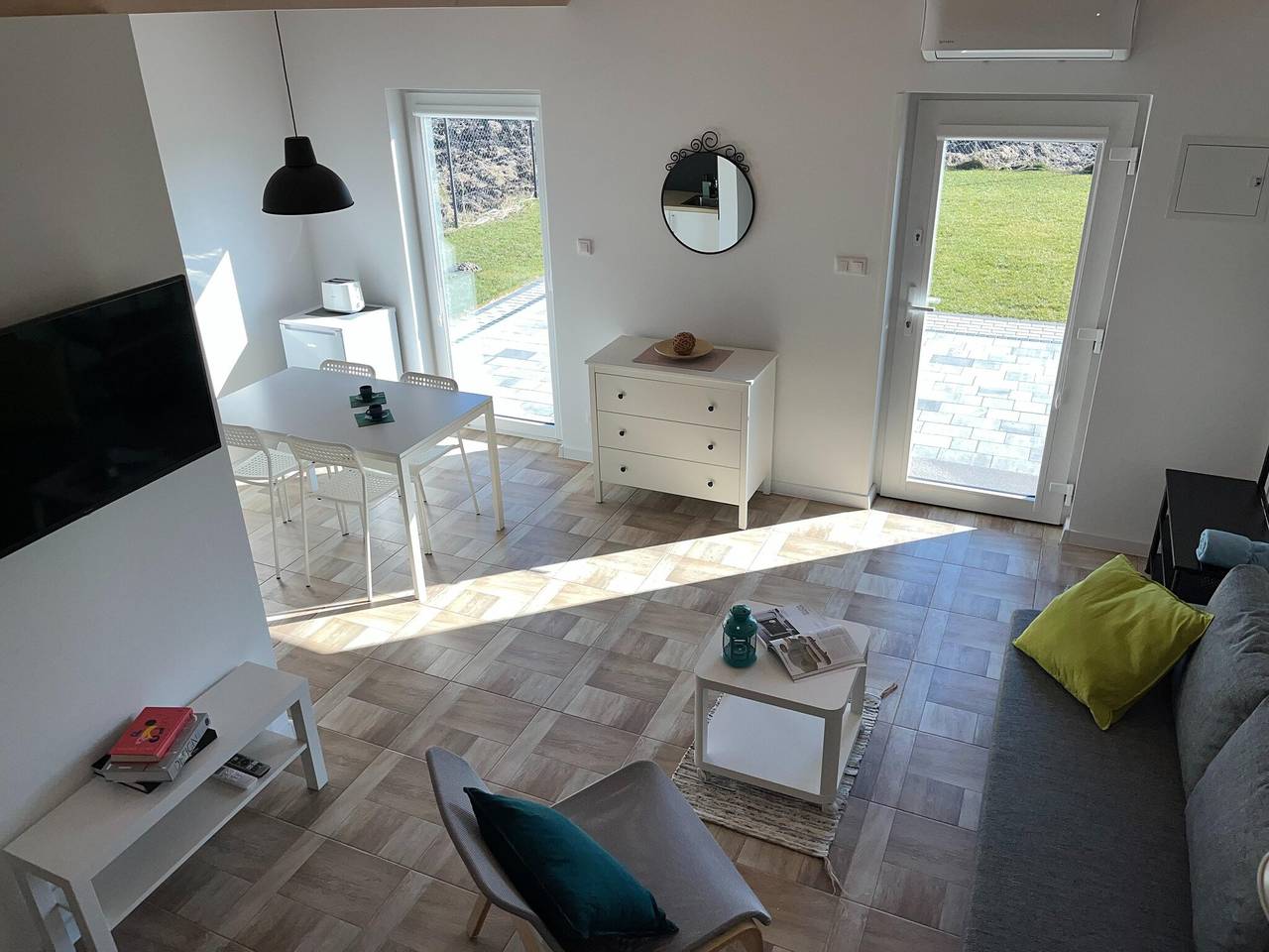Ferienhaus mit Terrasse und großem Garten in Kopalino, powiat wejherowski