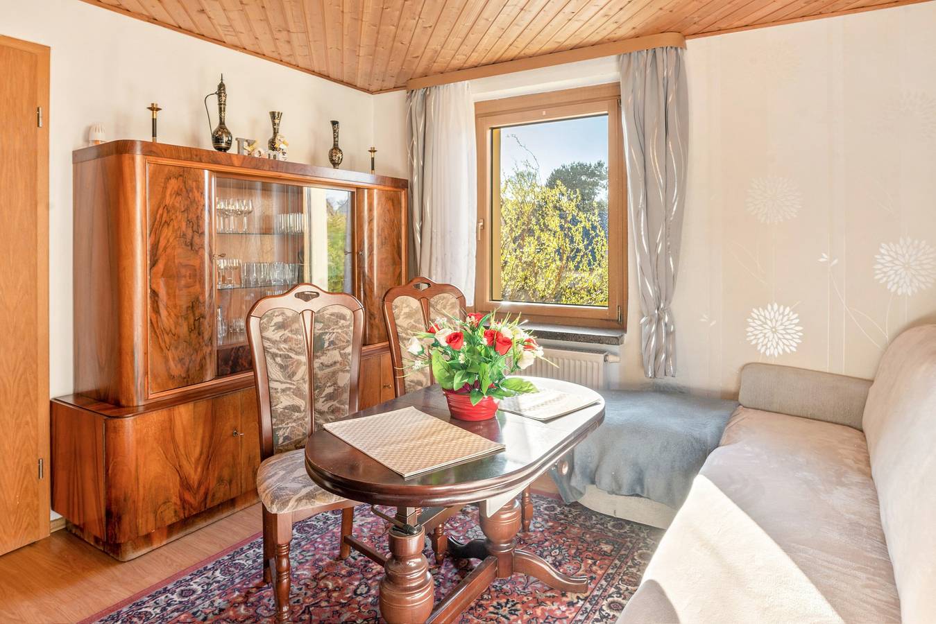 Apartamento entero, Apartamento "Pequeño pero acogedor" con terraza compartida y Wi-Fi in Triebel, Oelsnitz - Vogtland region