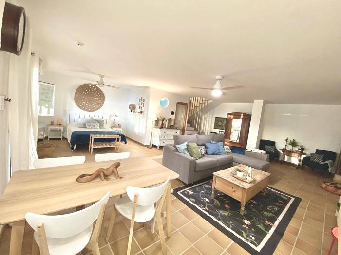 Apartamento vacacional entero, Sea & Wave Buena Vista Pool Apartment in Torre de Benagalbón, Rincón de la Victoria