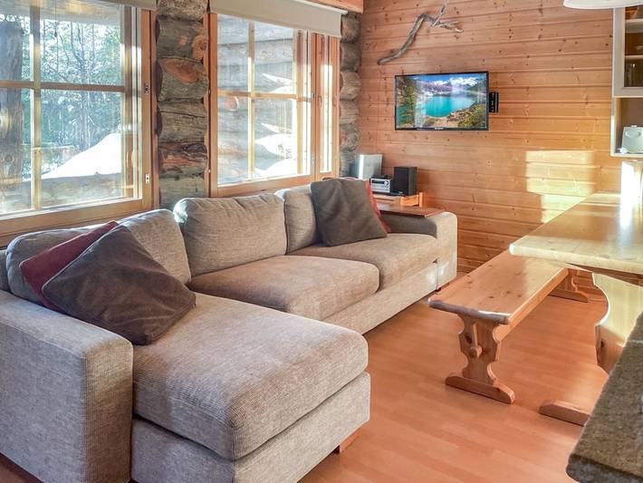 Ylläsrivit c 8 / villa änkyrä in Ylläsjärvi, Lappland