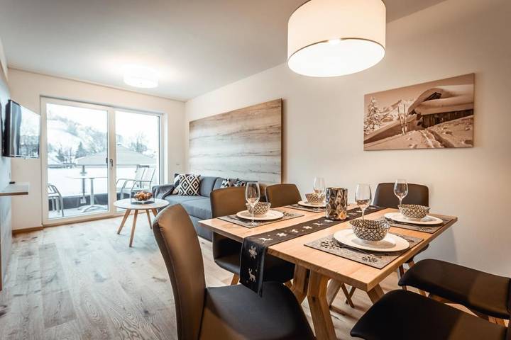 Apartament wakacyjny dla 4 osób, z taras i sauna oraz widok, zwierzęta dozwolone w Schladming