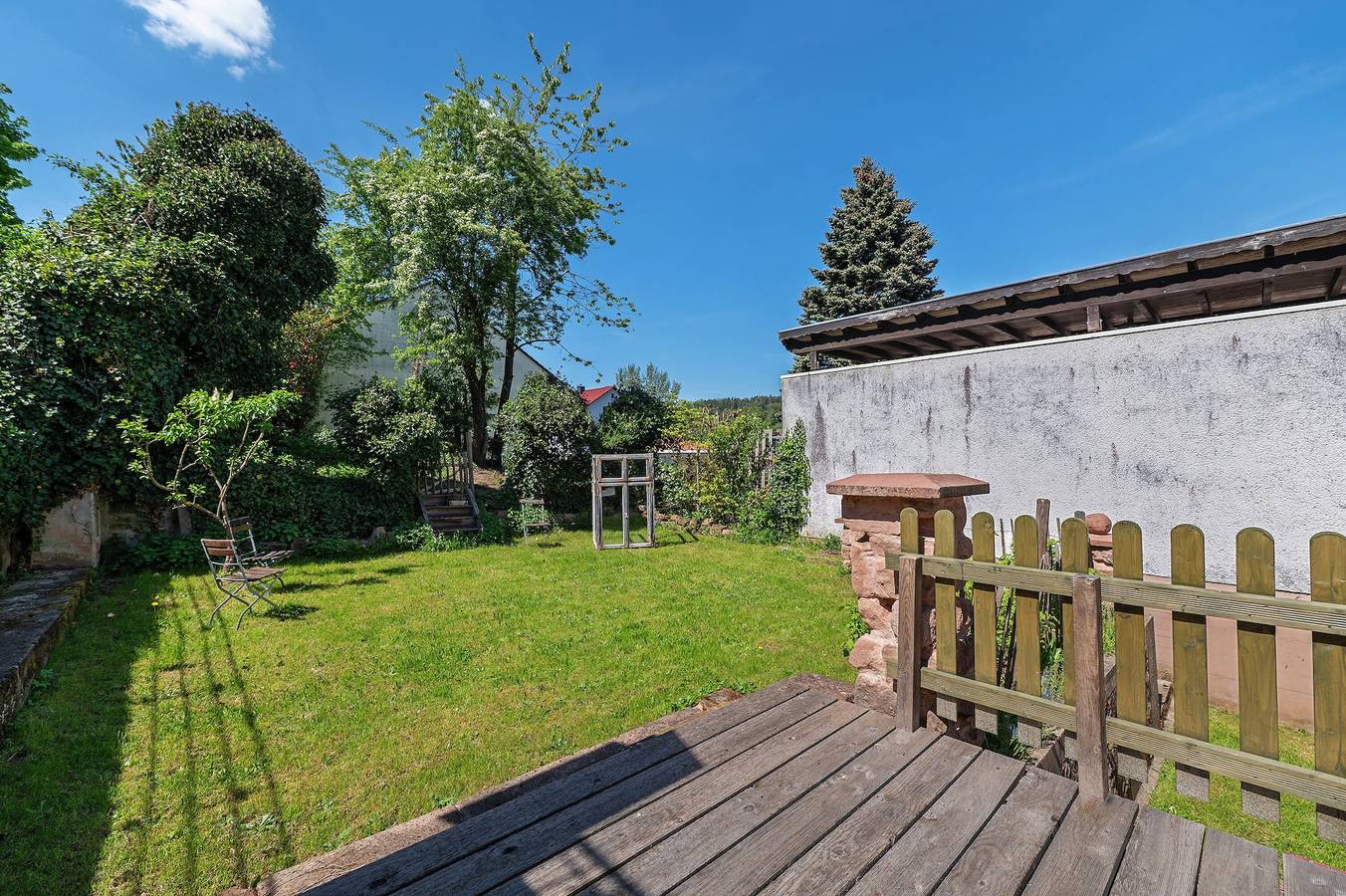 Holiday Home 'Grüner-Seppel' with Private Terrace, Private Garden and Wi-Fi in Rodalben, Landkreis Südwestpfalz