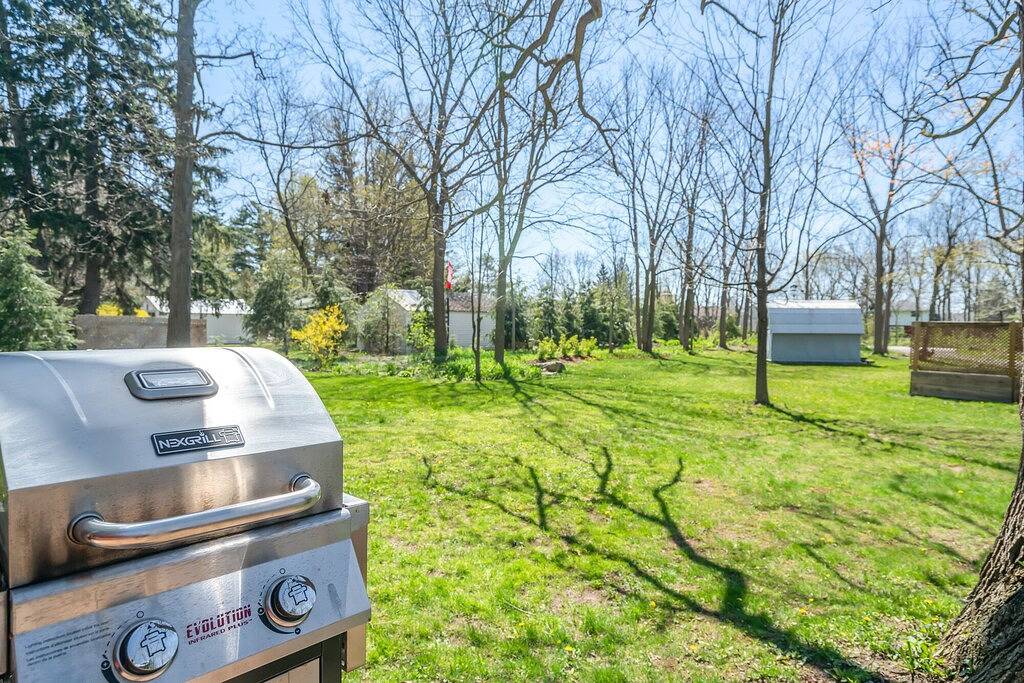 Quiet cabin 12 minutes from Crystal Beach - enjoy the beach, not the crowds! in Fort Erie, Niagara Fälle