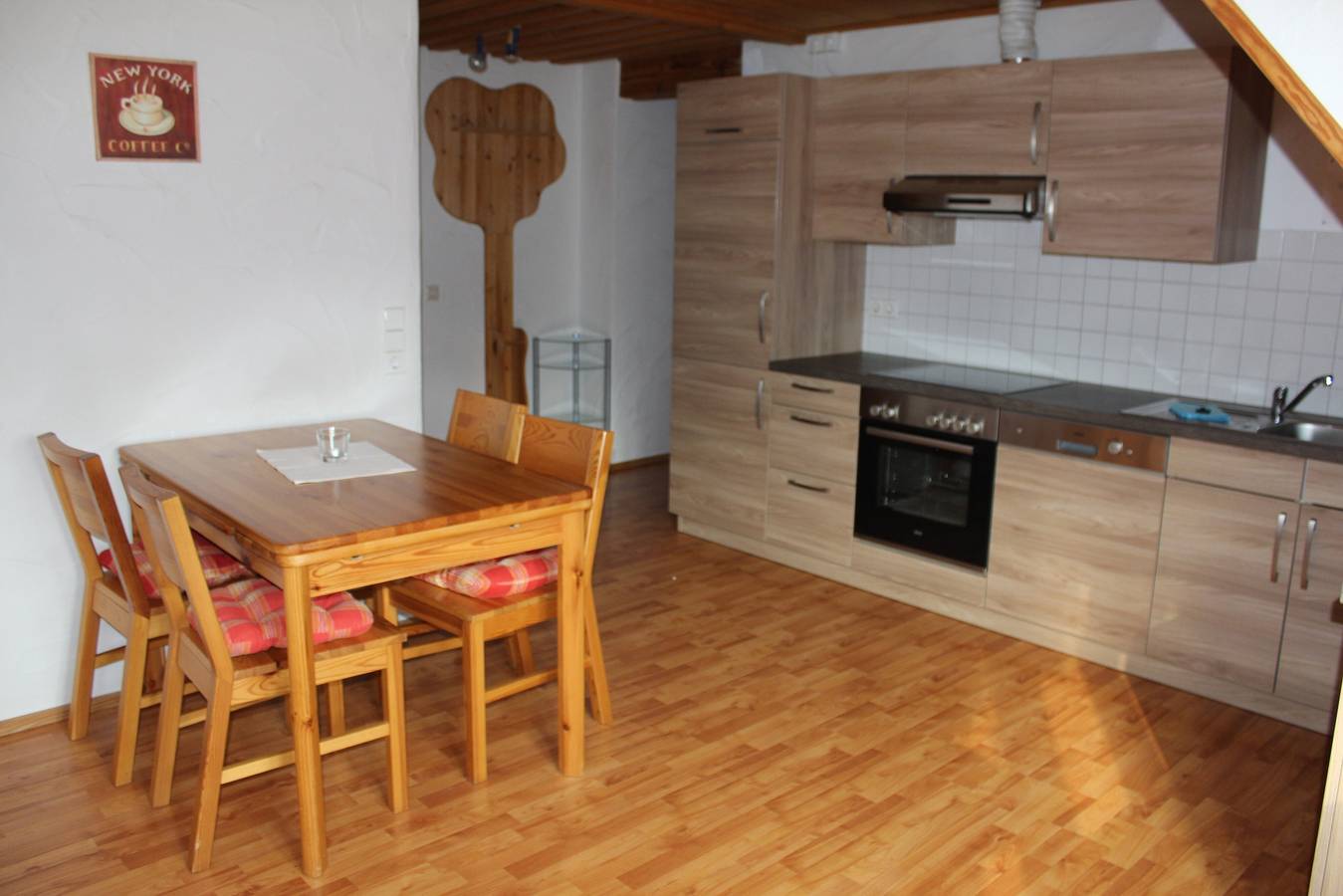 Ganze Wohnung, Ferienwohnung Flößerhannes, 75qm" mit privater Terrasse, Gemeinschaftsgarten und Wlan in Wolfach, Mittlerer Schwarzwald
