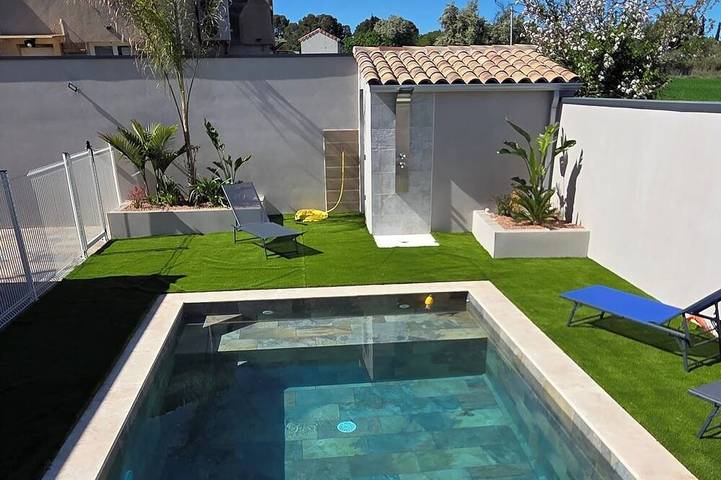 Villa pour 6 personnes, avec terrasse et jardin - 1