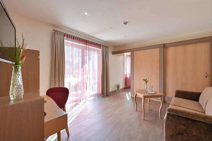 Hotel für 3 Personen, mit Sauna und Ausblick sowie Garten, mit Haustier in Hohenschwangau
