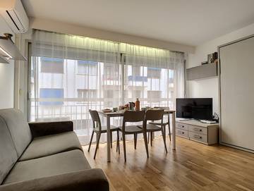 Apartment for 4 People in Nice (France), Nice region, Photo 3