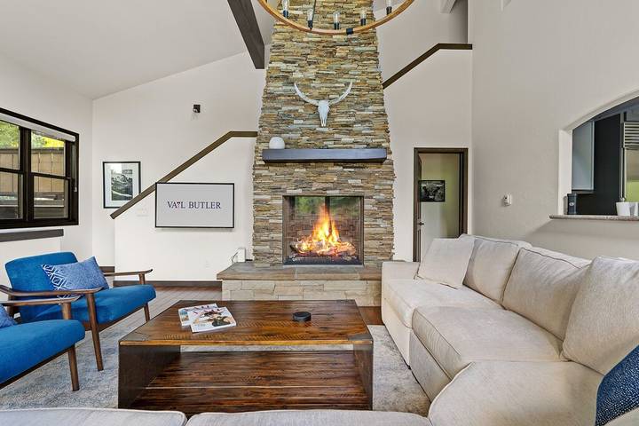 Vacation rental for 12 people, with hot tub and balcony in Vail
