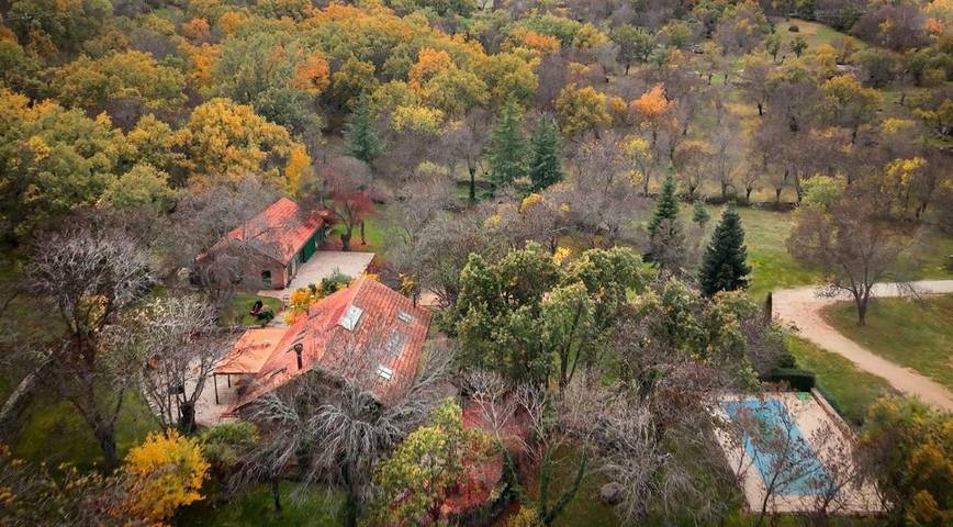 Villa per 15 persone, con piscina per bambini e panorama nonché piscina e giardino, con animali domestici - 1