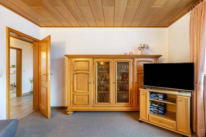Ganze Wohnung, Apartment 'Tannenberg' mit gemeinsamer Terrasse, privatem Garten und WLAN in Diemelstadt, Landkreis Waldeck-Frankenberg