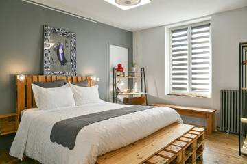 Chambre D’hôte pour 2 Personnes dans Saint-Genix-sur-Guiers, Région de Chambéry, Photo 1