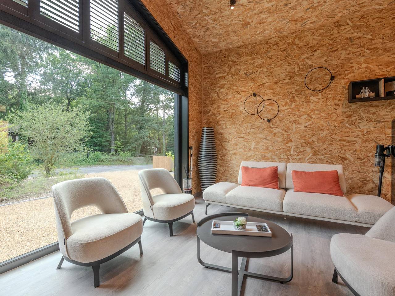 Designhaus mit Wellness in der Natur
 in Érezée, Luxemburg Provinz