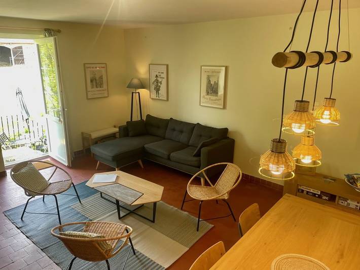 Gîte pour 6 personnes, avec piscine ainsi que terrasse et jardin, animaux acceptés à Étang-sur-Arroux - 4