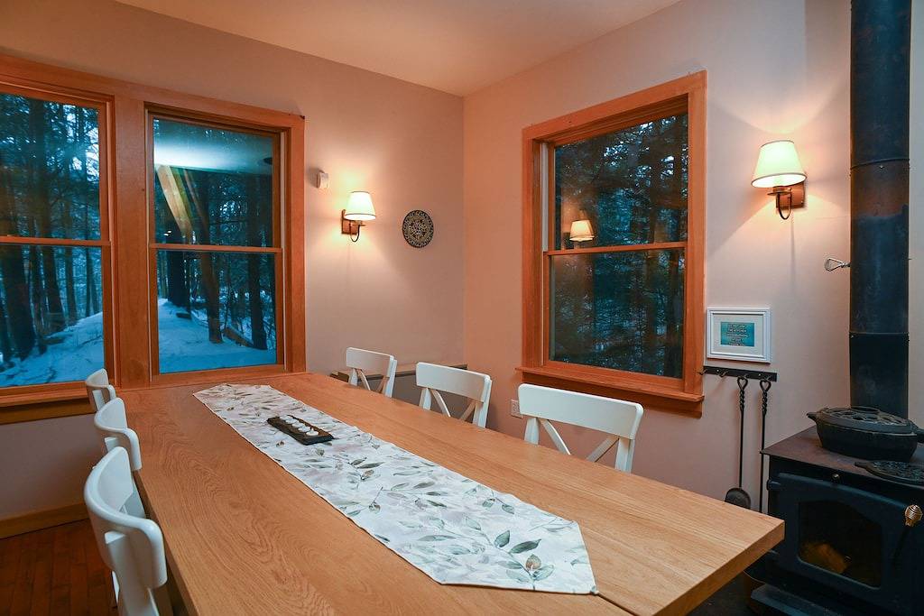 Beautiful Cedar Chalet Overlooking Jay Branch in Jay Peak