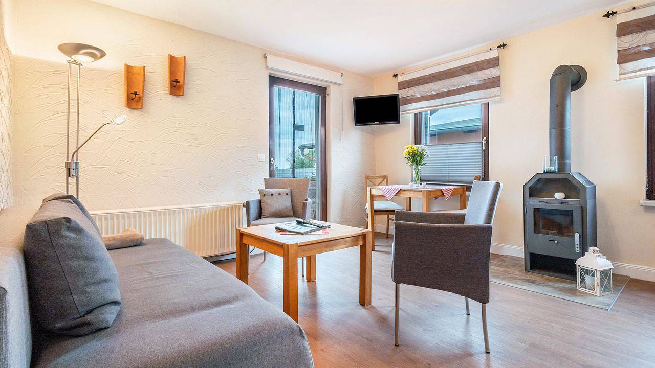 Ganze Ferienwohnung, Ferienwohnung für 4 Personen (35 m²) in Salem (Müritz) in Malchin, Kummerower See