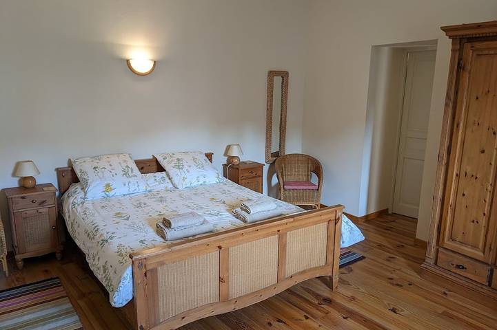 Location de vacances pour 4 personnes, avec balcon à Saint-Gengoux-le-National - 3