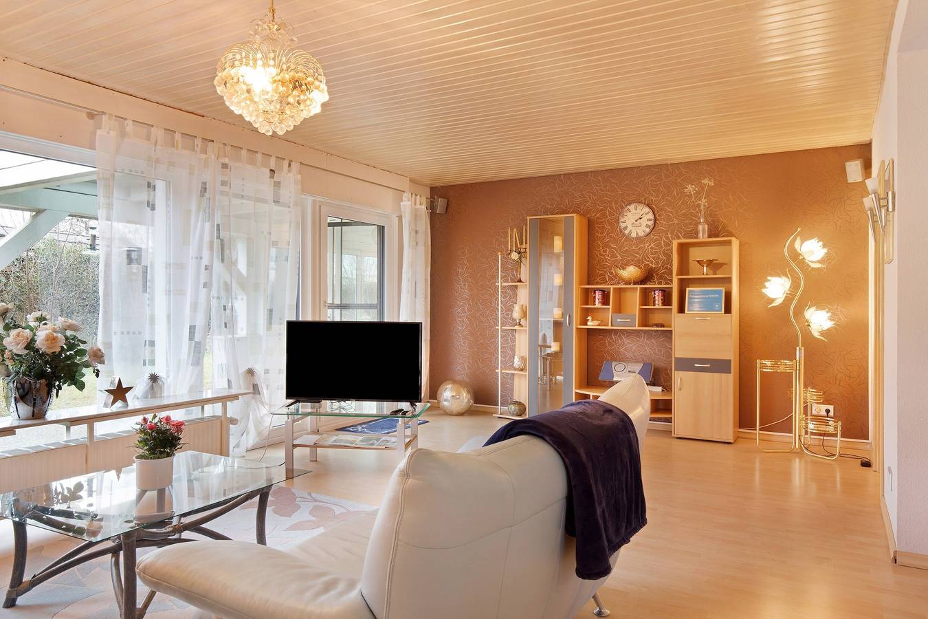 Ganze Wohnung, Ferienwohnung 'Sandra' mit Privatterrasse und Wlan in Berghülen Region