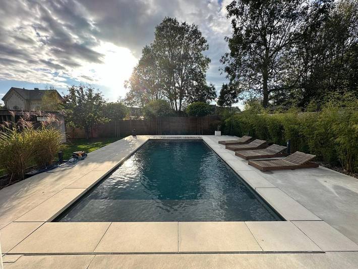 Location de vacances pour 6 personnes, avec piscine et jardin à Chiny - 2