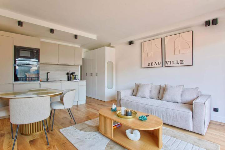 Gîte pour 4 personnes, avec terrasse dans Gare de Trouville - Deauville - 2