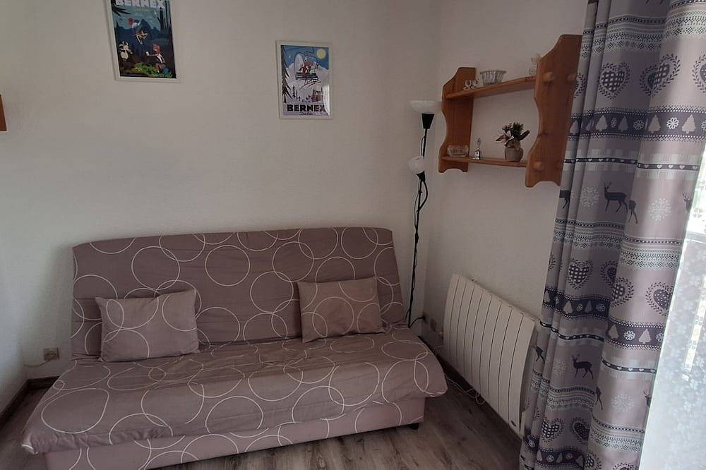 Entire apartment, Appartement T2 Tout Confort 1 Chambre au Pieds des Pistes de ski in Bernex, Thonon-les-Bains region