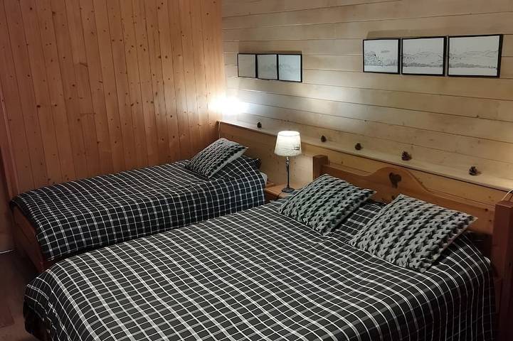Location de vacances pour 3 personnes, avec Jardin et Piscine à Charancieu - 3
