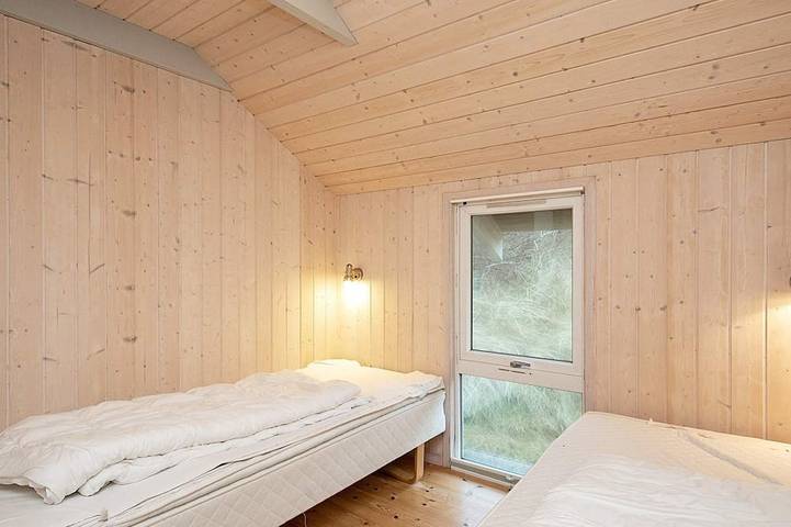 Ferienhaus für 6 Personen, mit Whirlpool und Sauna sowie Terrasse in Houvig - 4