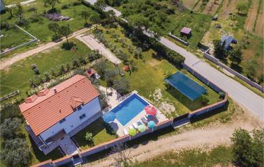 Dom dla 10 osoby w Kakma, Dalmacja Środkowa, Zdjęcie 1