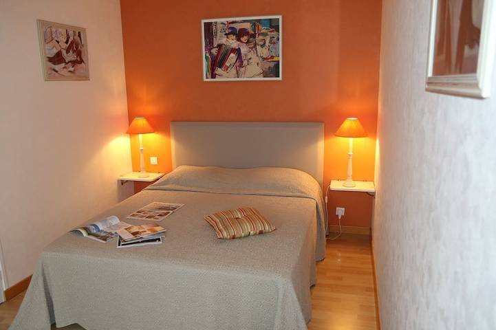 Location de vacances pour 6 personnes, avec terrasse et jardin dans Plage du Ruguel - 2