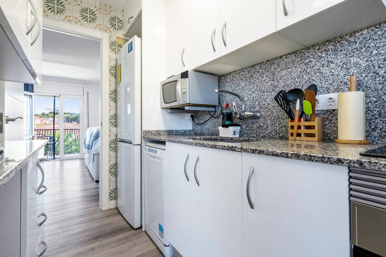 Ganze Wohnung, Apartment "Paul" mit privater Terrasse und Wlan in Torredembarra, Costa Dorada