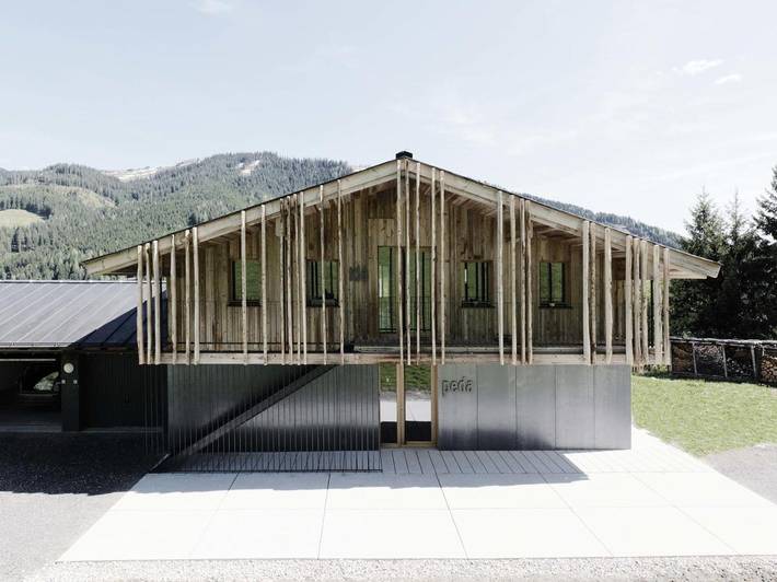 Ferienwohnung für 7 Personen, mit Garten und Sauna sowie Ausblick, mit Haustier in Dienten am Hochkönig