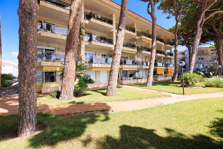Ferienwohnung für 6 Personen, mit Terrasse und Garten in Cambrils - 2