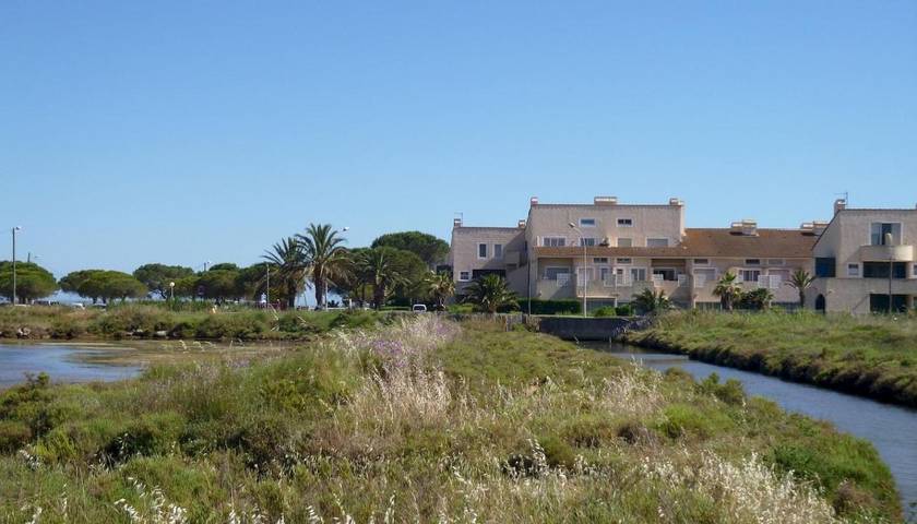 Gîte pour 2 personnes, avec vue et terrasse dans Plage des Salins (Hyeres) - 4
